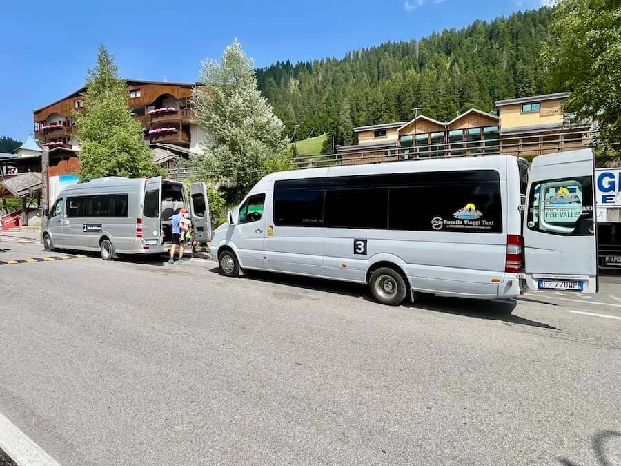 Two Bucella Viaggi minibuses for a group transfer